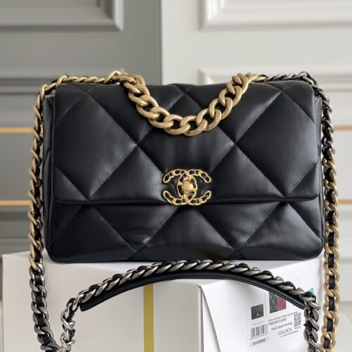 CC Lambskin Quilted  Black 19 Flap