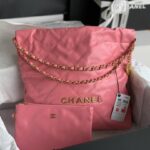Shiny Calfskin  Gold-Tone Metal Hand bag. Pink   / clone quality