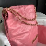 Shiny Calfskin  Gold-Tone Metal Hand bag. Pink   / clone quality