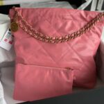 Shiny Calfskin  Gold-Tone Metal Hand bag. Pink   / clone quality