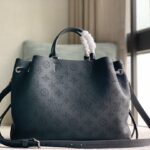 Bella Tote black