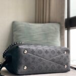 Bella Tote black