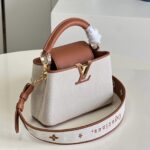Capucines  MM Handbag Carmel brown