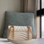 Calfskin Women’s Chain Bag Ivory