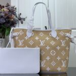 Neverfull MM /  white logo