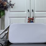 Neverfull MM /  white logo