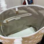 Neverfull MM /  white logo