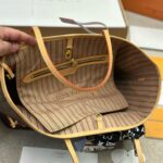 Holiday Special Women Tote Bag MM